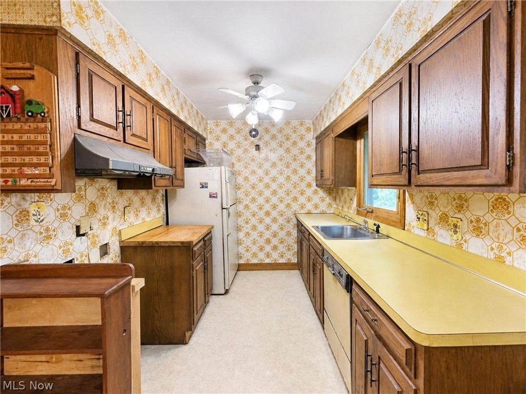 7130 Leroy Thompson Road Thompson OH 44086