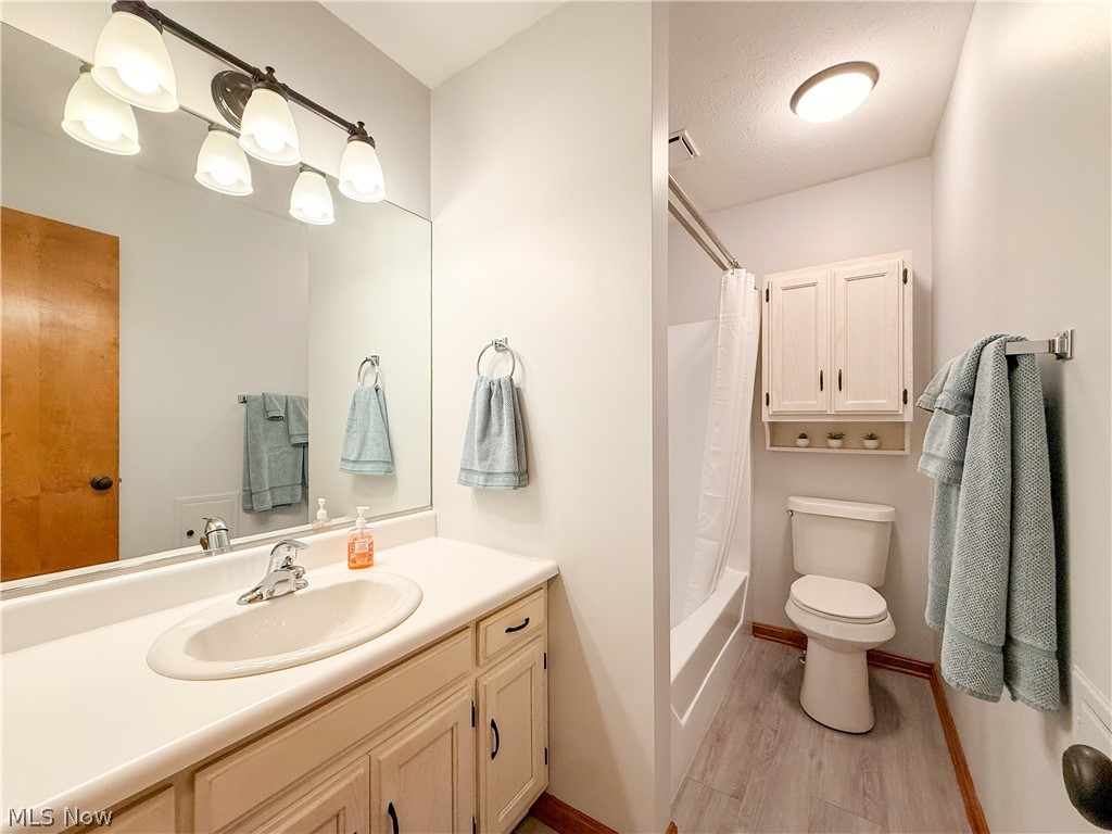 3015 Marks Road Medina OH 44256