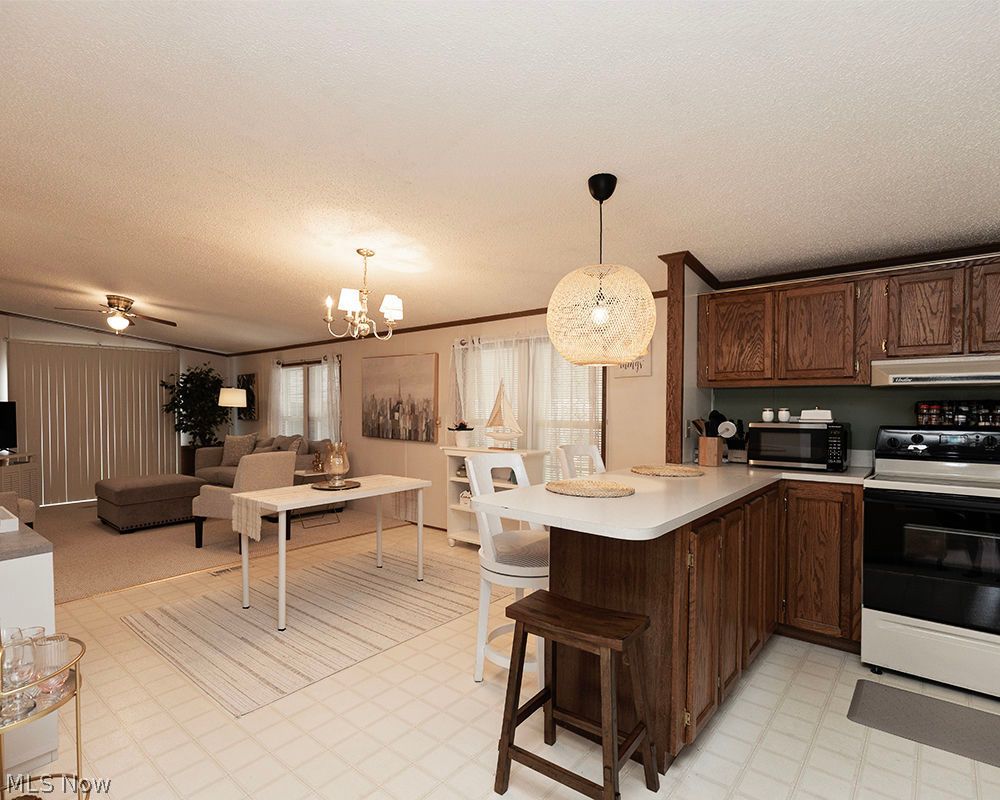 156 Ashwood Drive Elyria OH 44035