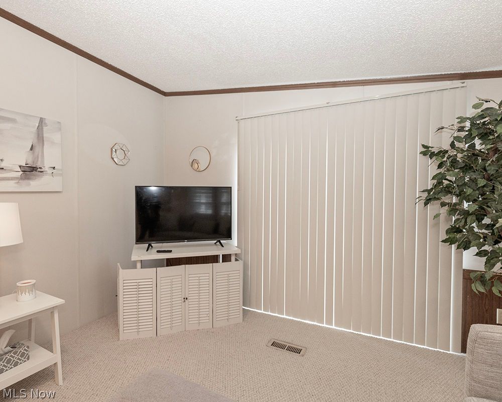 156 Ashwood Drive Elyria OH 44035