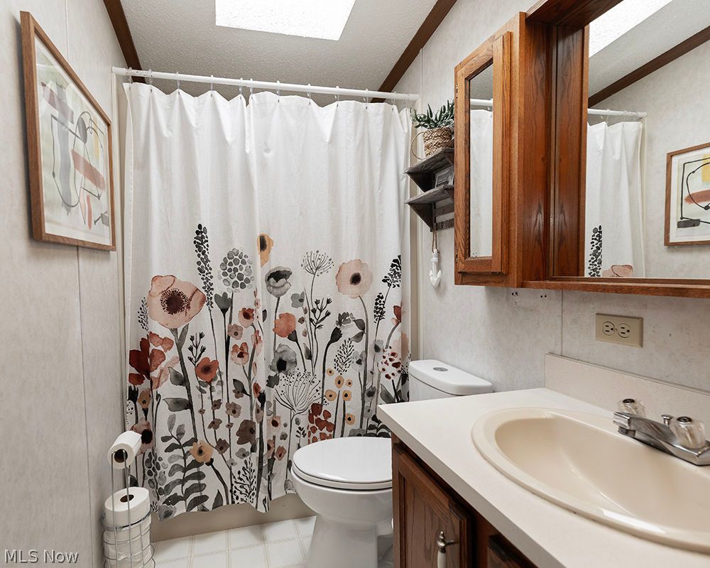 156 Ashwood Drive Elyria OH 44035