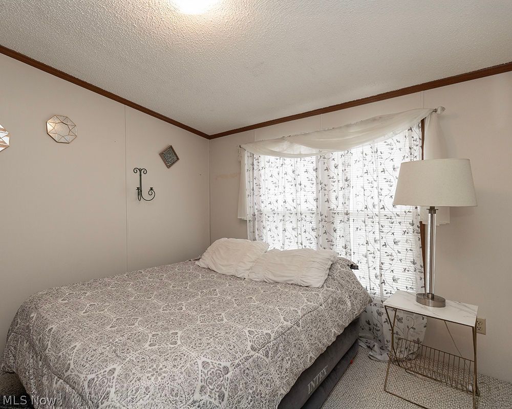 156 Ashwood Drive Elyria OH 44035