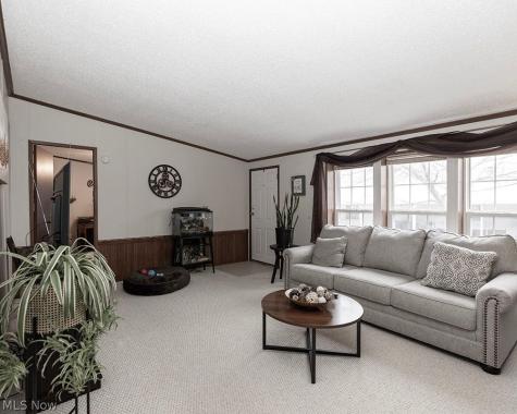 156 Ashwood Drive Elyria OH 44035