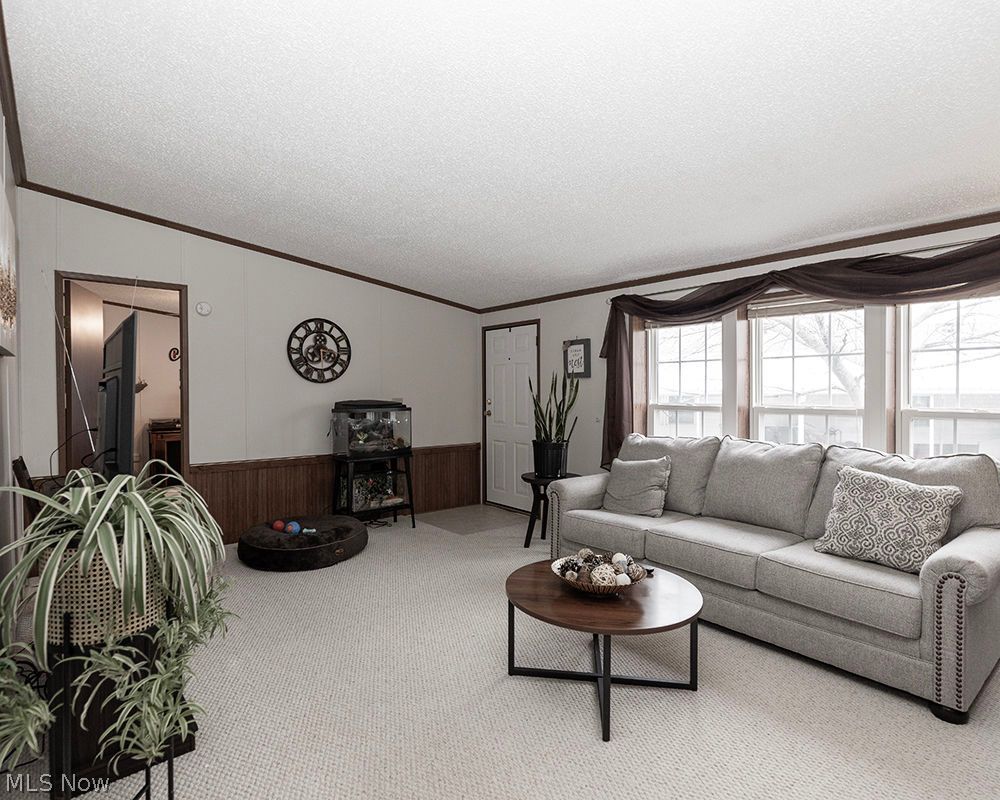 156 Ashwood Drive Elyria OH 44035