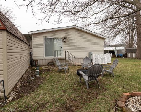 156 Ashwood Drive Elyria OH 44035