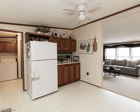 156 Ashwood Drive Elyria OH 44035