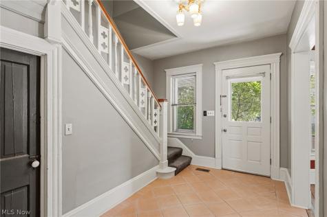 1308 W 95th Street Cleveland OH 44102