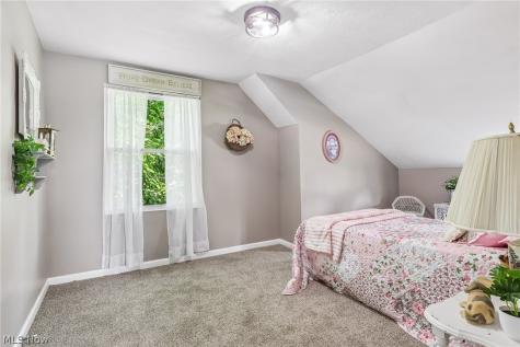 29301 Edgewood Drive Willowick OH 44095