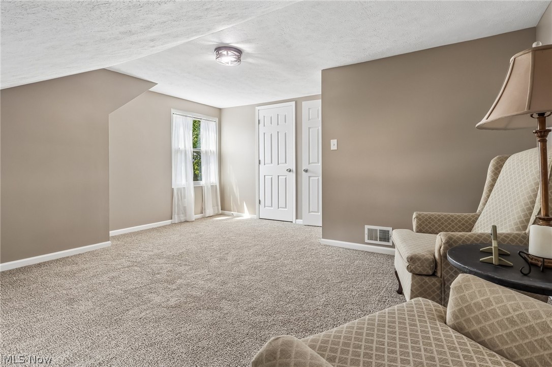 29301 Edgewood Drive Willowick OH 44095