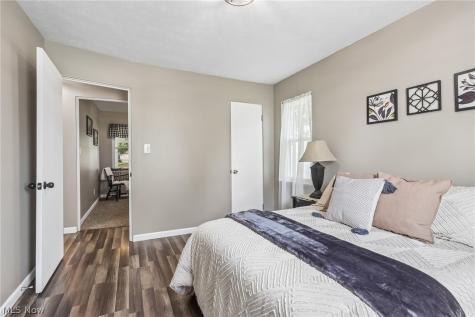 29301 Edgewood Drive Willowick OH 44095