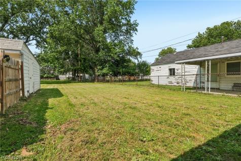29301 Edgewood Drive Willowick OH 44095