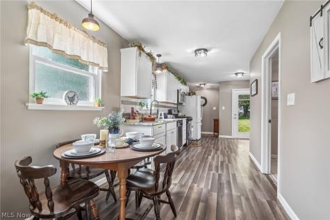 29301 Edgewood Drive Willowick OH 44095