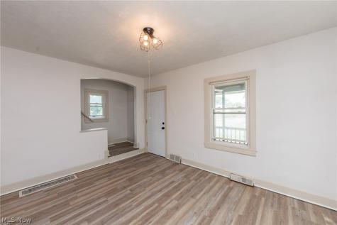 1511 Grace Street Alliance OH 44601