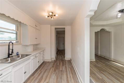 1511 Grace Street Alliance OH 44601