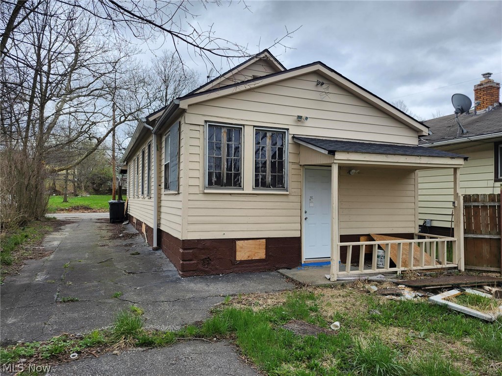 4088 E 72nd Street Cleveland OH 44105