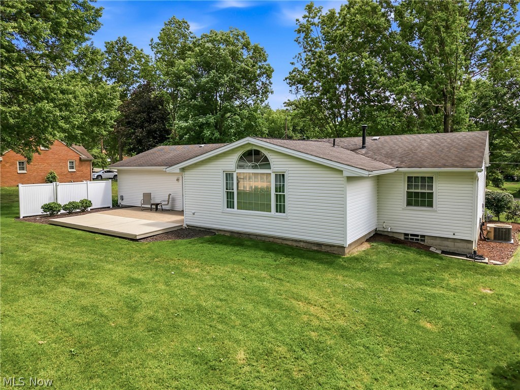 7003 White Oak Drive Hubbard OH 44425