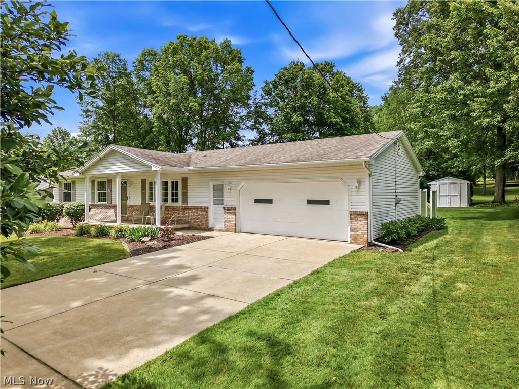 7003 White Oak Drive Hubbard OH 44425