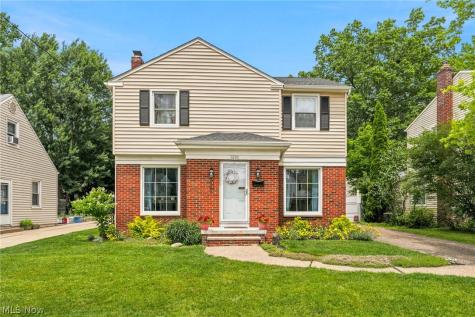 1695 Wiltshire Road Akron OH 44313