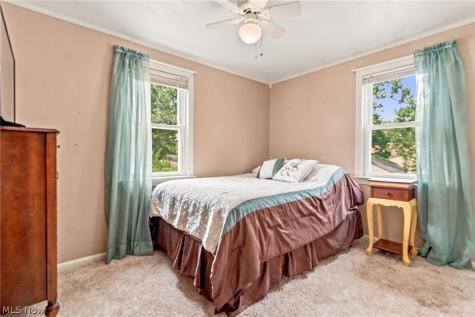 1695 Wiltshire Road Akron OH 44313