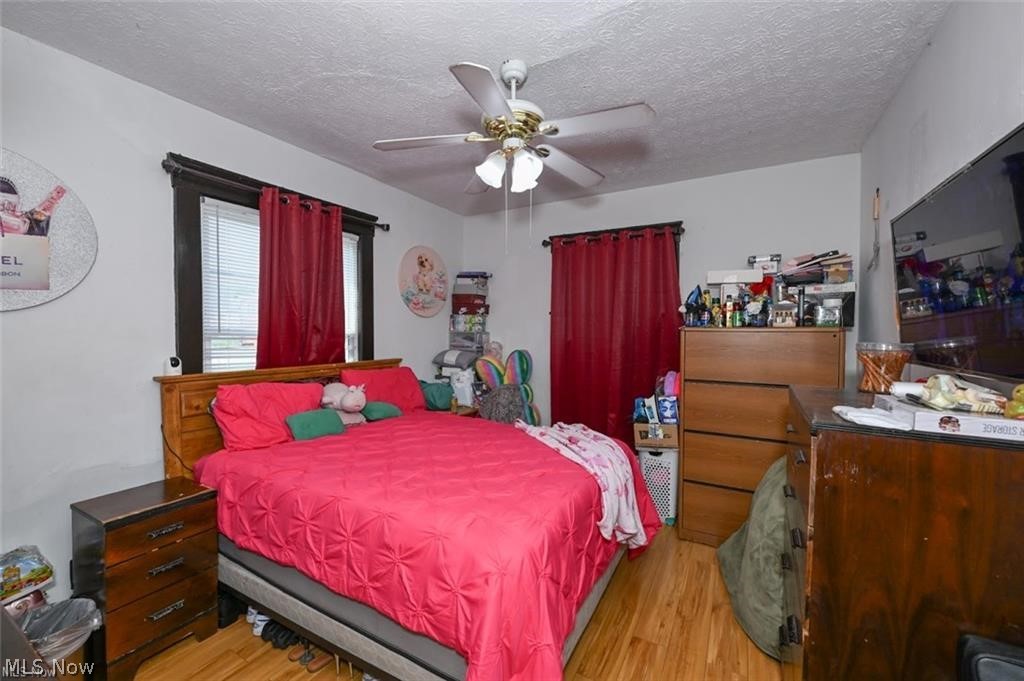 4132 Robert Avenue Cleveland OH 44109