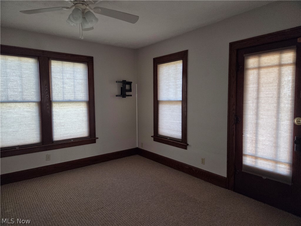 1512 Adams Street Coshocton OH 43812