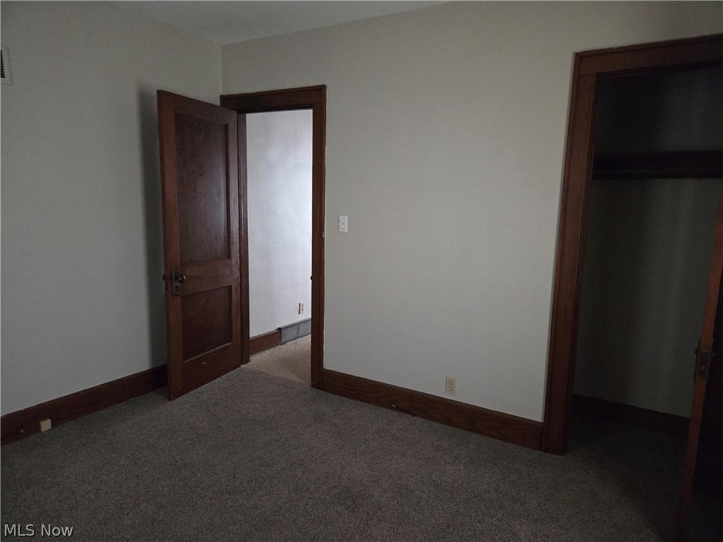 1512 Adams Street Coshocton OH 43812