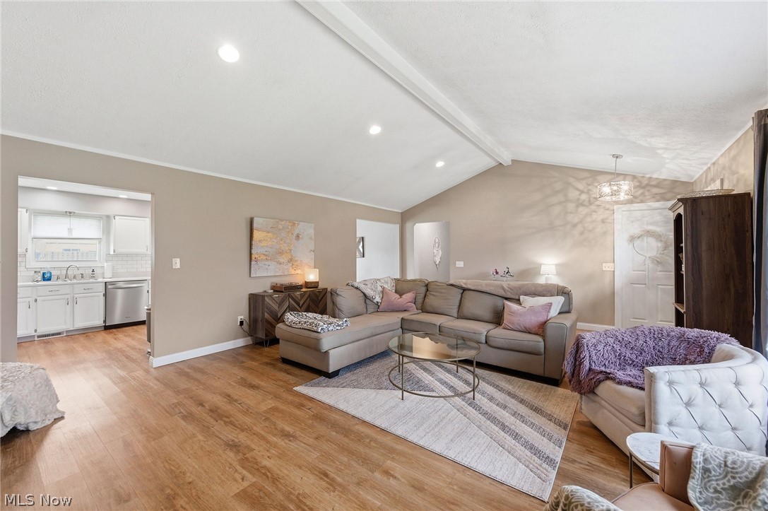 396 E 319 Street Willowick OH 44095