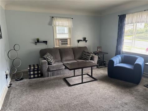 223 E Cassell Avenue Barberton OH 44203