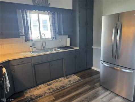 223 E Cassell Avenue Barberton OH 44203