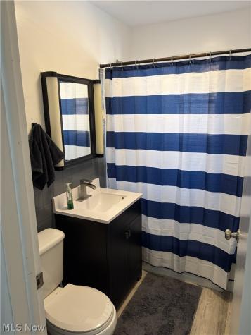 223 E Cassell Avenue Barberton OH 44203