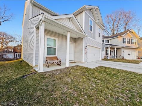524 Auld Farm Circle Akron OH 44320