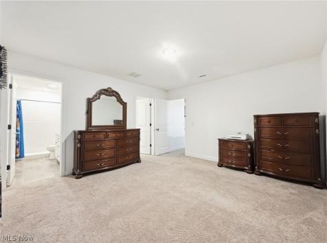 524 Auld Farm Circle Akron OH 44320