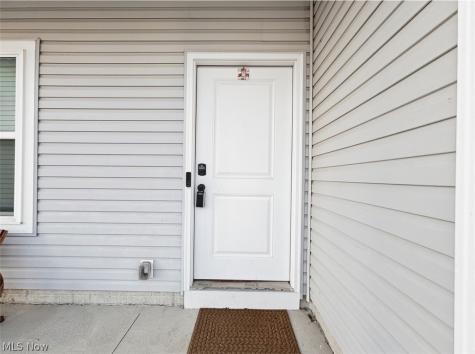 524 Auld Farm Circle Akron OH 44320