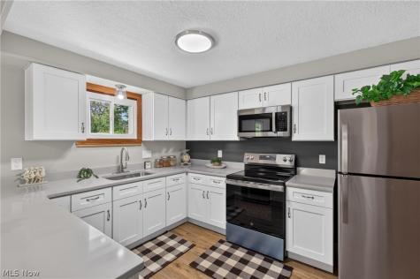 852 Phillips Road Northeast Massillon OH 44646