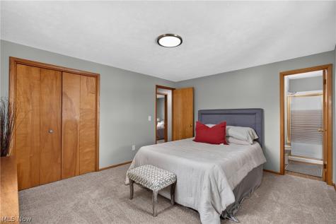 852 Phillips Road Northeast Massillon OH 44646