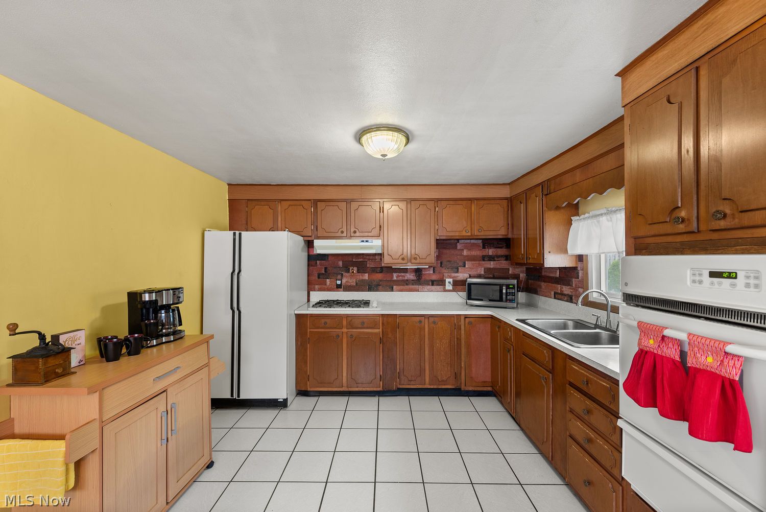 1994 Dooridge Drive Twinsburg OH 44087