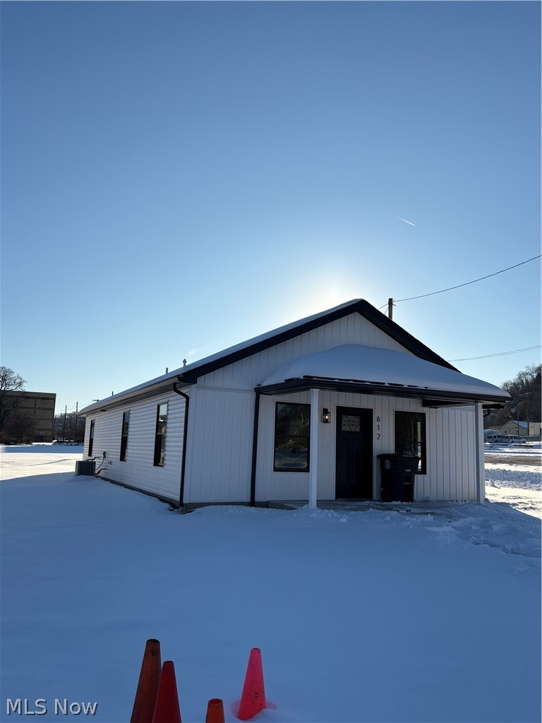 612 Logan Street Steubenville OH 43952