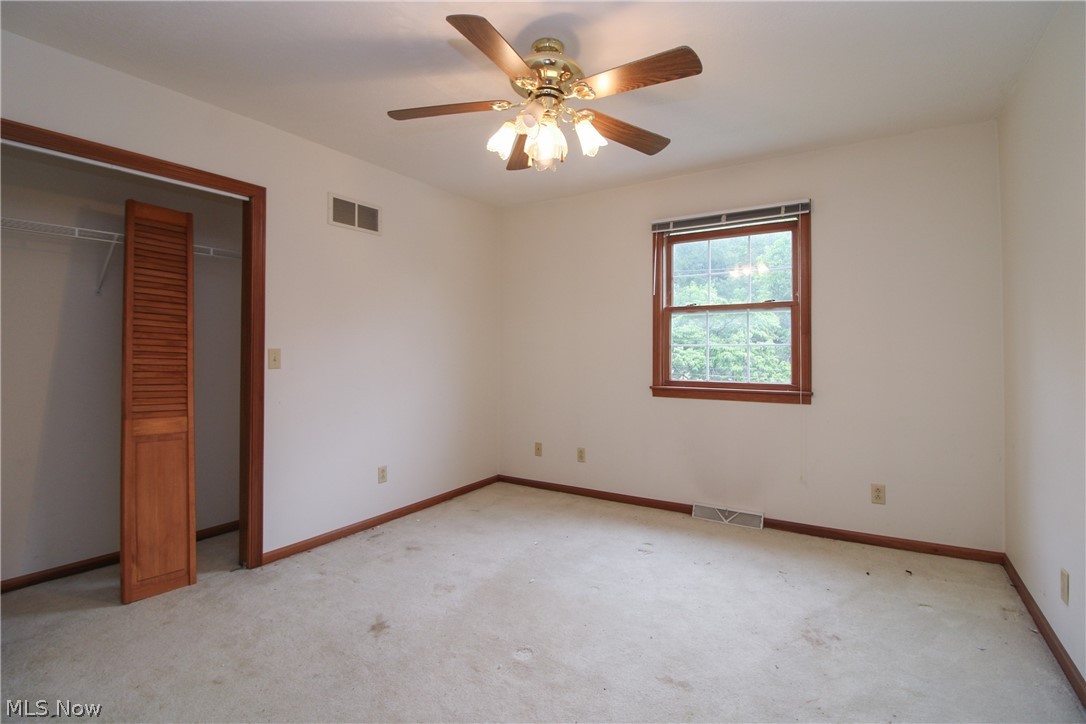 548 W 39th Street Shadyside OH 43947