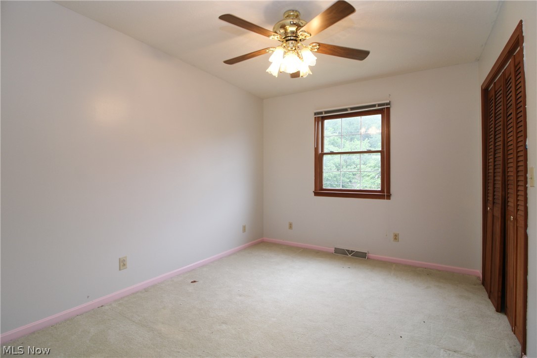 548 W 39th Street Shadyside OH 43947