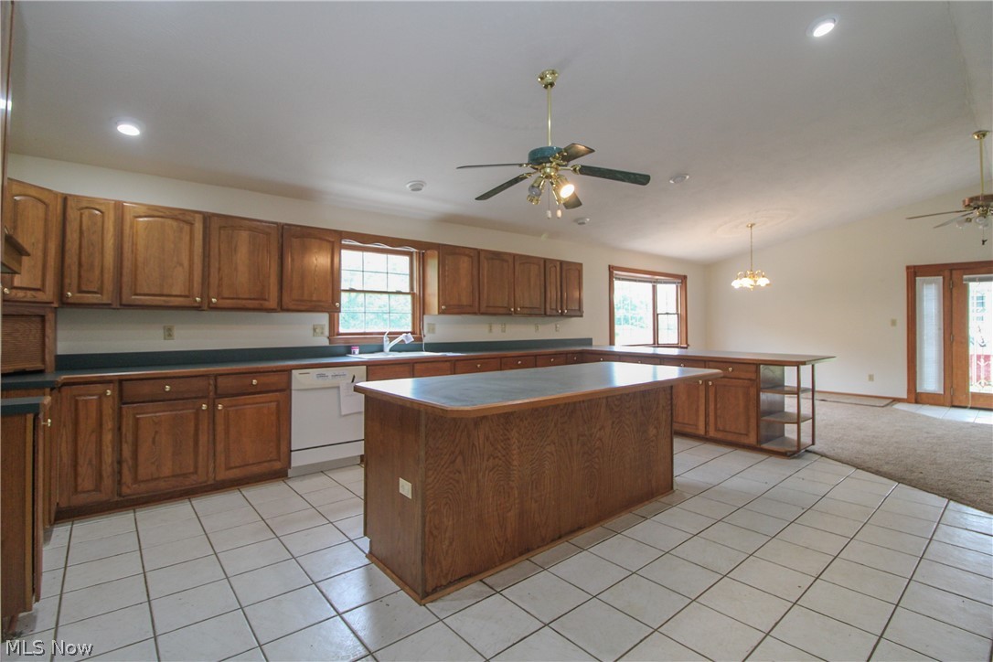 548 W 39th Street Shadyside OH 43947