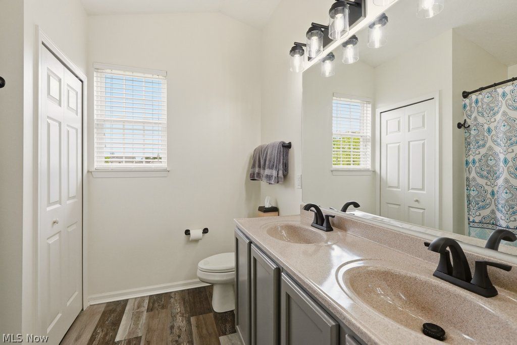 588 Valley Brook Lane Macedonia OH 44056