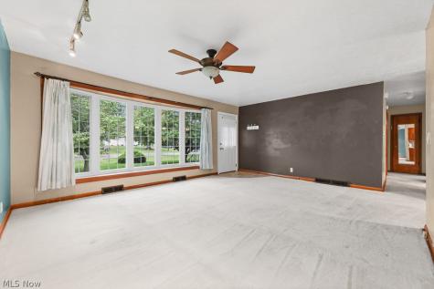 5260 Huckleberry Street NW North Canton OH 44720