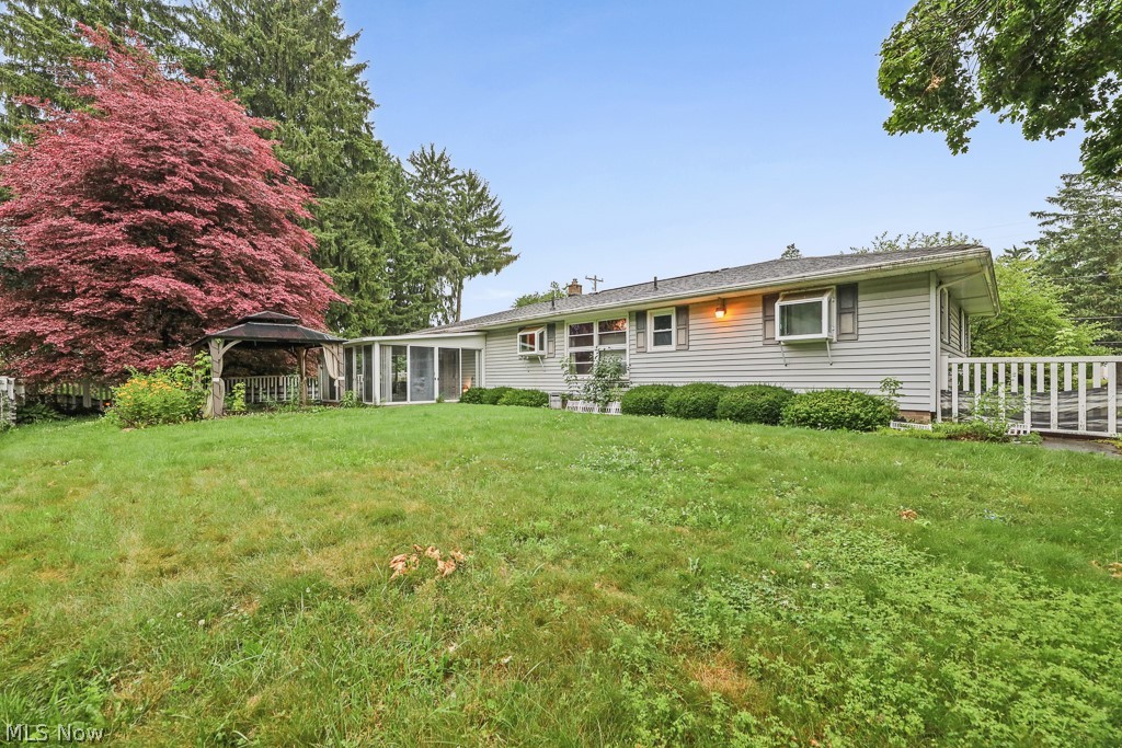 5260 Huckleberry Street NW North Canton OH 44720