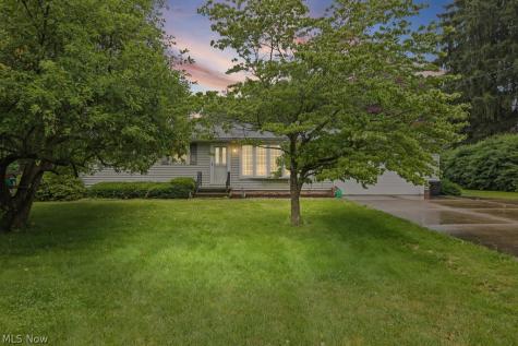 5260 Huckleberry Street NW North Canton OH 44720