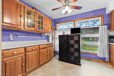 5260 Huckleberry Street NW North Canton OH 44720