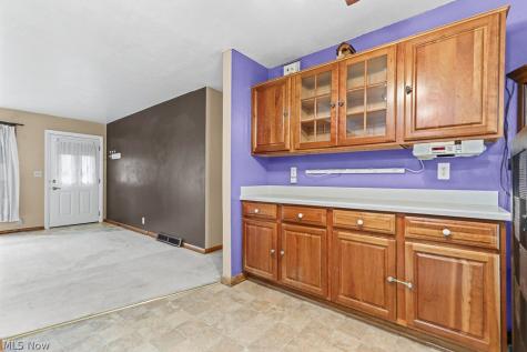 5260 Huckleberry Street NW North Canton OH 44720