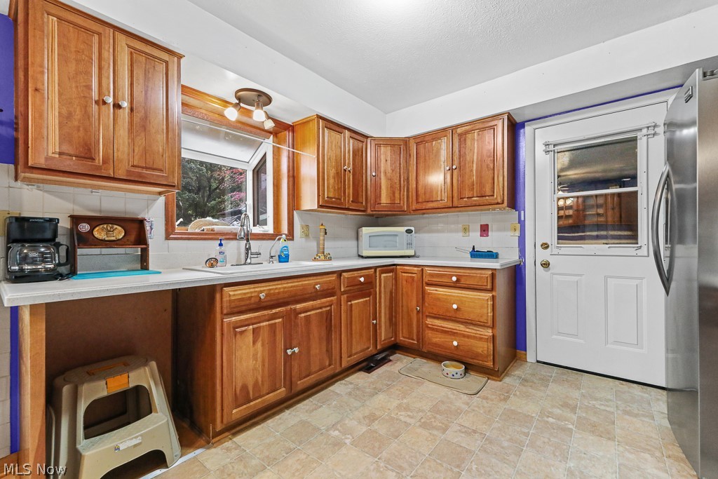 5260 Huckleberry Street NW North Canton OH 44720