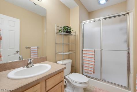 2211 Meadowsweet Lane Streetsboro OH 44241
