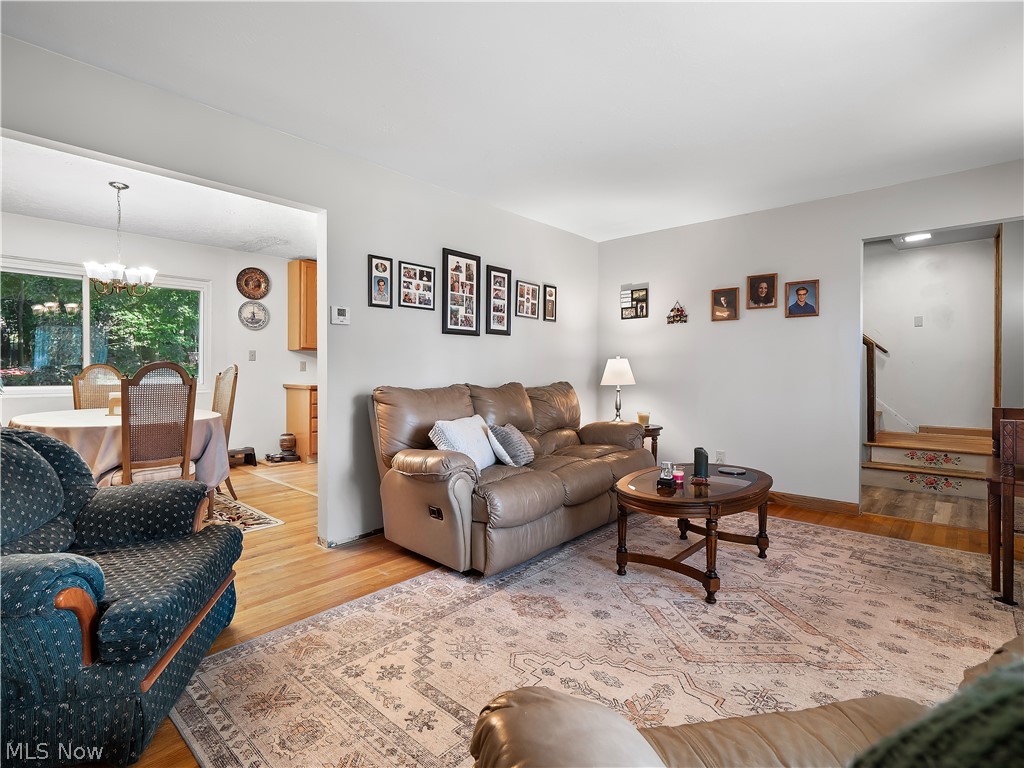 6377 W 54th Street Parma OH 44129