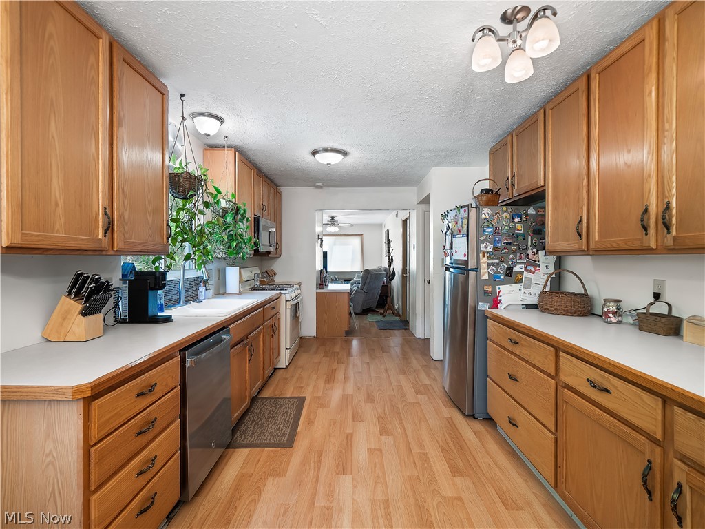 6377 W 54th Street Parma OH 44129